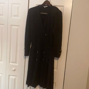 ST John Black dress size 14; pleated style bottom